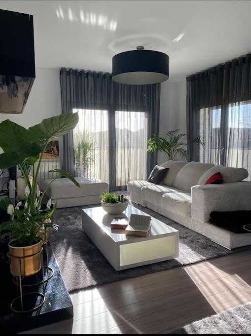 Riverside - Apartment Cruz Quebrada ภายนอก รูปภาพ